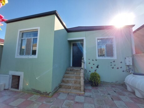 3 otaqlı həyət evi, 90 m², Binə: 53 000 ₼ 2