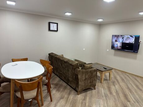 3-room apartment for rent, 87 m², Nəriman Nərimanov: 1 000 ₼/mo 5