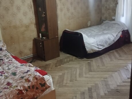 м. Элмляр Академиясы