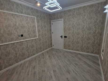 Продаётся 4-комнатная квартира в старом фонде, Həzi Aslanov, 100 м², 225 000 AZN, фото 2 / 12