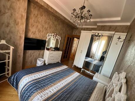 3-комнатная квартира, 117 м², 8 Noyabr: 365 000 ₼ 5