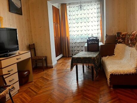 Elan №6174168 - Bakı, Elmlər Akademiyası m., 3 otaqlı, 57 m², 1/5 mərtəbə