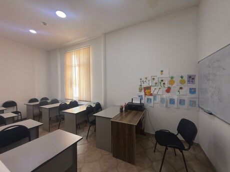 Объявление №6174178 - Баку, м. Элмляр Академиясы, 12-комн., 240 м²