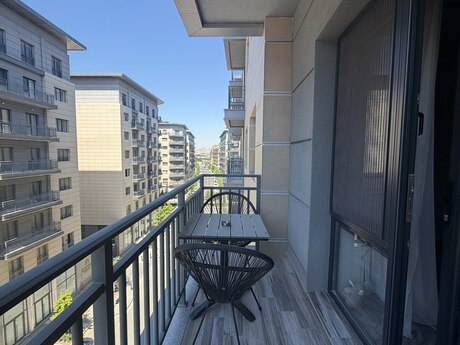 Ağ şəhərdə 2 otaqlı yeni tikili mənzil satılır, 91 m², 509 000 AZN, şəkil 2 / 12