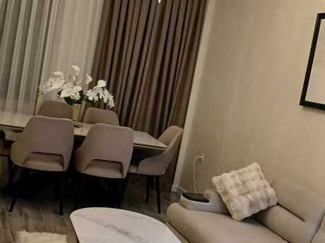 Elan №6174293 - Bakı, 8 Noyabr m., 2 otaqlı, 102 m², 15/17 mərtəbə
