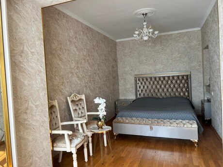 3 otaqlı köhnə tikili - Gənclik m. - 85 m²