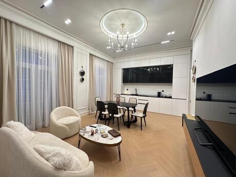 4-room apartment for rent, 130 m², Knightsbridge Residence White City: 2 999 ₼/mo 4