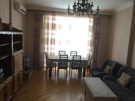 Объявление №6174433 - Баку, м. 8 ноября, 3-комн., 120 м², 4/22 этаж