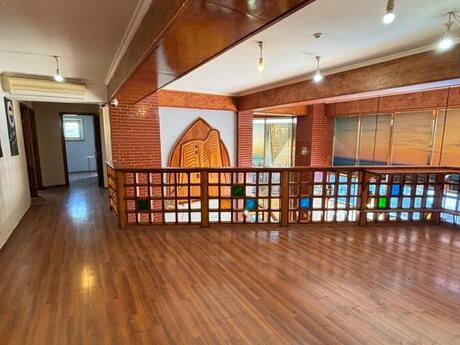 Elan №6174589 - Bakı, Elmlər Akademiyası m., 200 m²