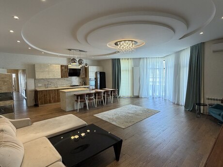 Elan №6174649 - Bakı, 28 May m., 5 otaqlı, 210 m², 8/17 mərtəbə