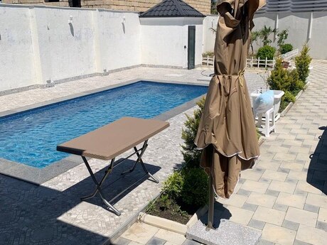 3 otaqlı həyət evi/bağ evi - Novxanı q. - 110 m²