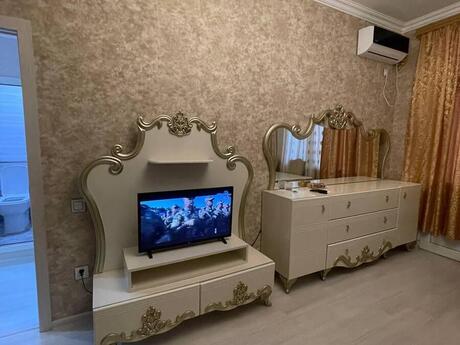 Объявление №6175032 - Баку, м. Кара Караев, 2-комн., 80 м², 17/18 этаж