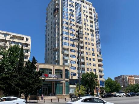 Elan №6175230 - Bakı, Xalqlar Dostluğu m., 3 otaqlı, 138 m², 13/17 mərtəbə