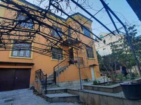 Elan №6175257 - Bakı, Bakıxanov q., 6 otaqlı, 450 m²