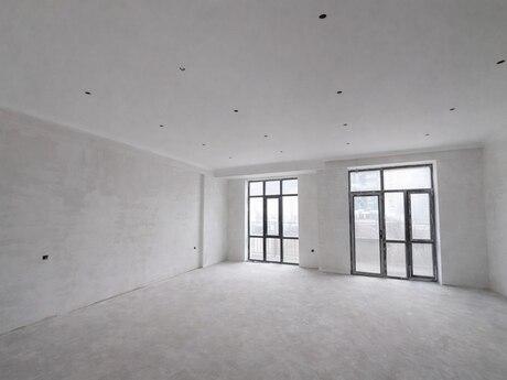 4 otaqlı yeni tikili - Nəsimi r. - 195 m²