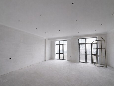 4 otaqlı yeni tikili - Nəsimi r. - 195 m²