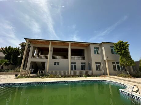 9 otaqlı həyət evi/bağ evi - Mərdəkan q. - 600 m²