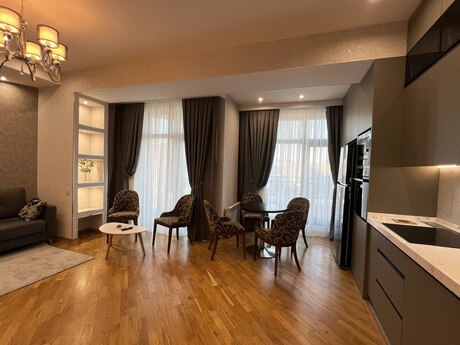 Elan №6175557 - Bakı, 28 May m., 3 otaqlı, 103 m², 12/23 mərtəbə