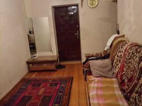 Elan №6175913 - Bakı, Elmlər Akademiyası m., 2 otaqlı, 65 m², 5/5 mərtəbə
