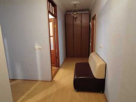 Elan №6175955 - Bakı, Yasamal r., 2 otaqlı, 80 m², 5/5 mərtəbə