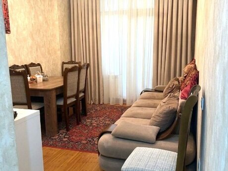 Объявление №6176045 - Баку, м. 20 января, 2-комн., 50 м², 1/20 этаж