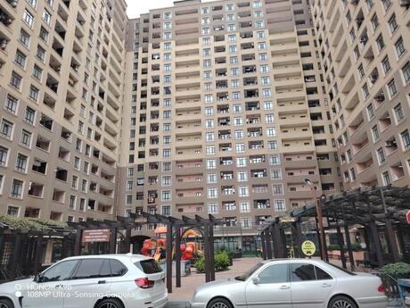 Elan №6176073 - Bakı, İnşaatçılar m., 3 otaqlı, 100 m², 13/19 mərtəbə