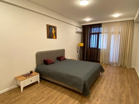 Объявление №6176080 - Баку, м. Элмляр Академиясы, 3-комн., 150 м², 3/15 этаж