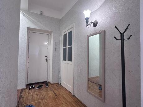 Elan №6176254 - Bakı, Elmlər Akademiyası m., 3 otaqlı, 80 m², 1/5 mərtəbə