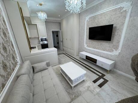 Elan №6176390 - Bakı, Şah İsmayıl Xətai m., 2 otaqlı, 70 m², 11/15 mərtəbə