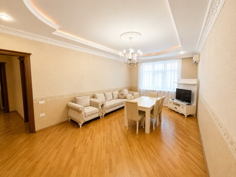 Объявление №6176430 - Баку, м. Азадлыг проспекти, 2-комн., 90 м², 2/19 этаж