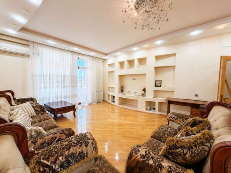 4 otaqlı mənzil, 231 m², Elmlər Akademiyası: 528 000 ₼ 2