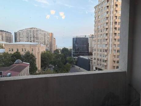 Elan №6177250 - Bakı, 28 May m., 4 otaqlı, 198 m², 6/20 mərtəbə