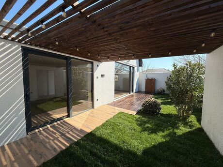 3 otaqlı həyət evi/bağ evi - Novxanı q. - 110 m²