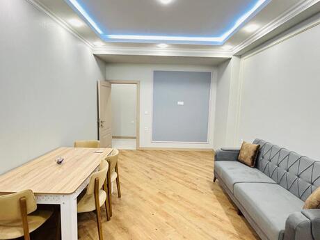 Elan №6177321 - Bakı, Dərnəgül m., 2 otaqlı, 70 m², 2/14 mərtəbə
