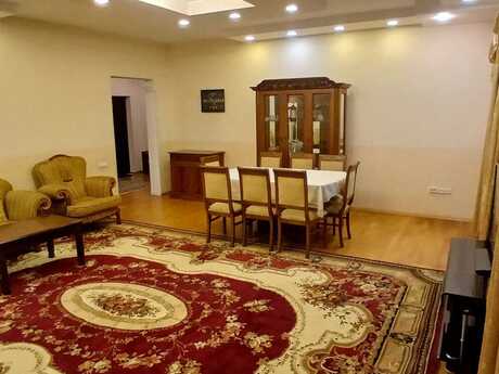 Kirayə 3 otaqlı mənzil, 140 m², Nizami: 1 200 ₼/ay 4