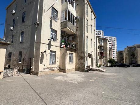 Объявление №6177541 - Баку, Абшеронcкий  р., 3-комн., 68 м², 1/4 этаж