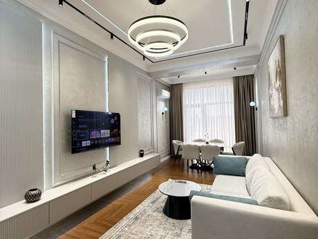 3 otaqlı mənzil, 95 m², 28 May: 450 000 ₼ 2
