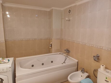 Kirayə 3 otaqlı mənzil, 120 m², 28 May: 1 500 ₼/ay 2