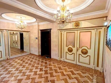 4 otaqlı mənzil, 201 m², 28 May: 520 000 ₼ 4