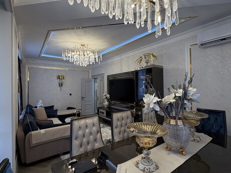 4 otaqlı mənzil, 155 m², Triumph Palace: 880 000 ₼ 3