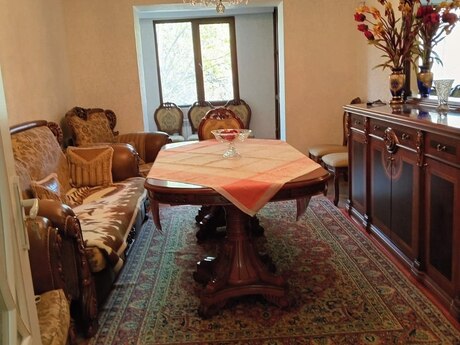 Elan №6178271 - Bakı, Neftçilər m., 3 otaqlı, 85 m², 3/5 mərtəbə
