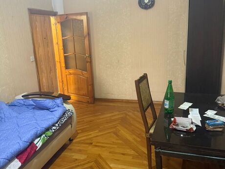 Elan №6178482 - Bakı, Memar Əcəmi m., 2 otaqlı, 45 m², 2/5 mərtəbə