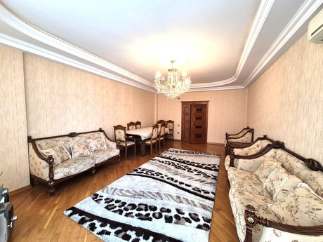 Elan №6178453 - Bakı, Şah İsmayıl Xətai m., 2 otaqlı, 95 m², 12/15 mərtəbə