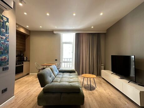 3 otaqlı yeni tikili - Ağ şəhər q. - 103 m²