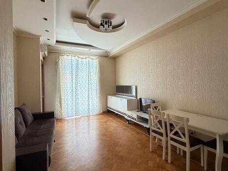 Объявление №6178490 - Баку, м. Ичеришехер, 2-комн., 70 м², 3/5 этаж