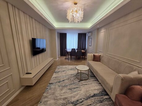 Kirayə 2 otaqlı mənzil, 70 m², 28 May: 1 399 ₼/ay 2