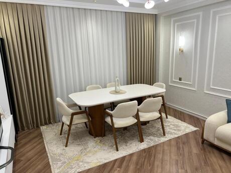 Объявление №6178600 - Баку, Наримановский  р., 2-комн., 70 м², 8/15 этаж