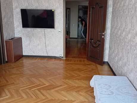 3 otaqlı köhnə tikili - Səbail r. - 85 m²
