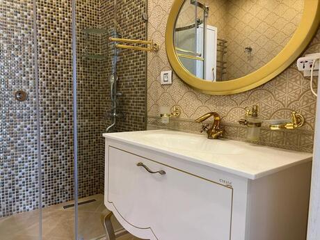 5 otaqlı mənzil, 260 m², 28 May: 740 000 ₼ 4