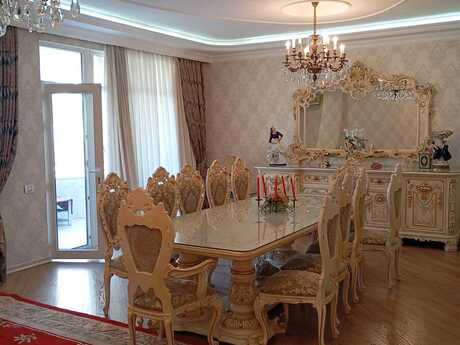 4 otaqlı mənzil, 205 m², 28 May: 550 000 ₼ 4